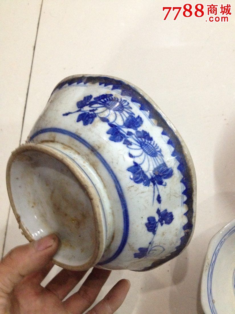 清代青花八角碗