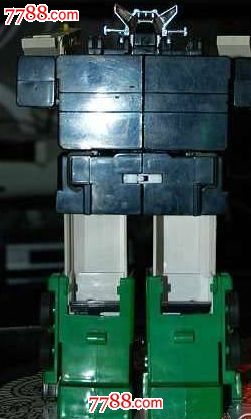 万代80年代出品超兽合身特辑战队战队玩具超