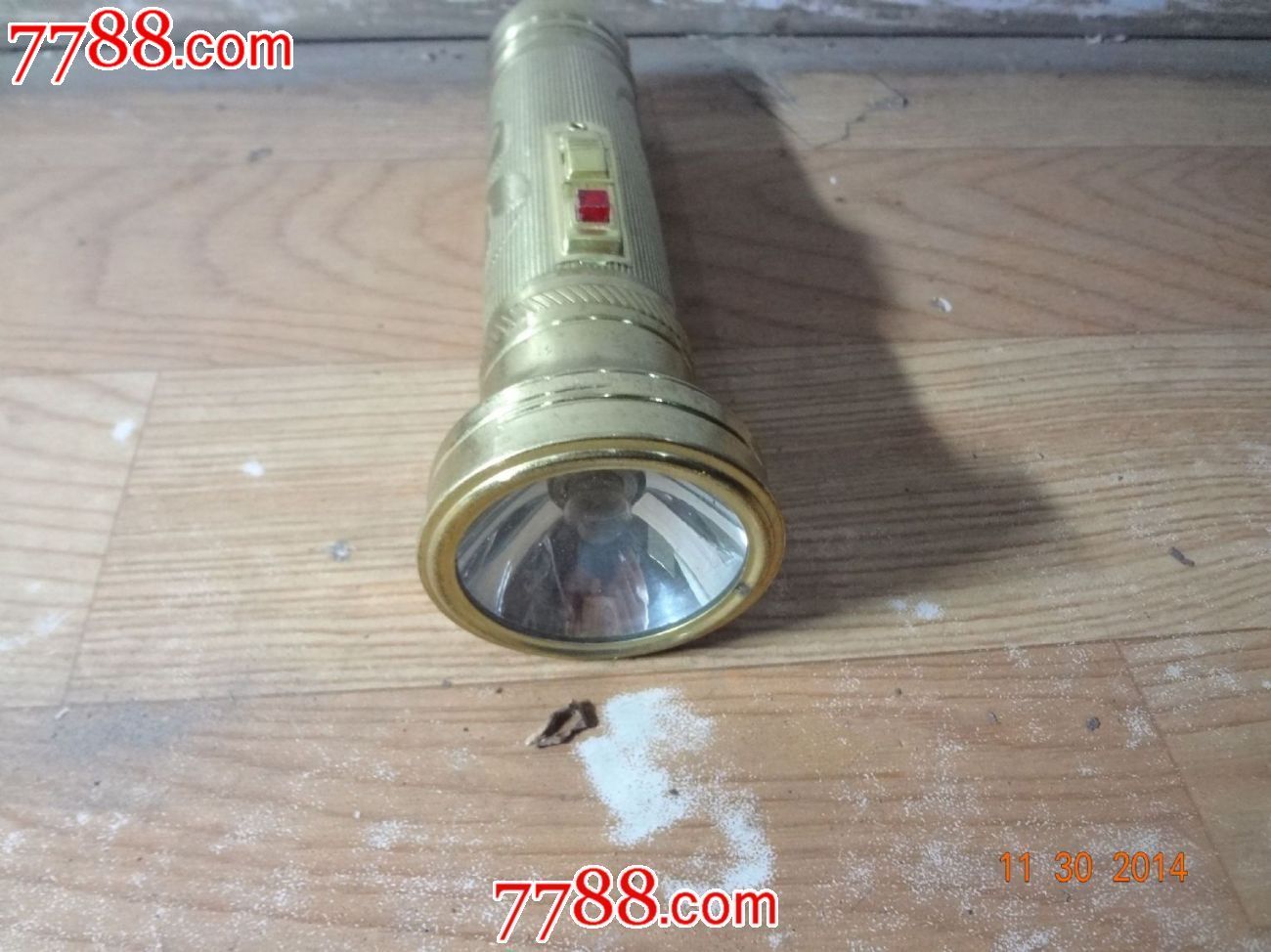 乡下收来的90年代手电筒