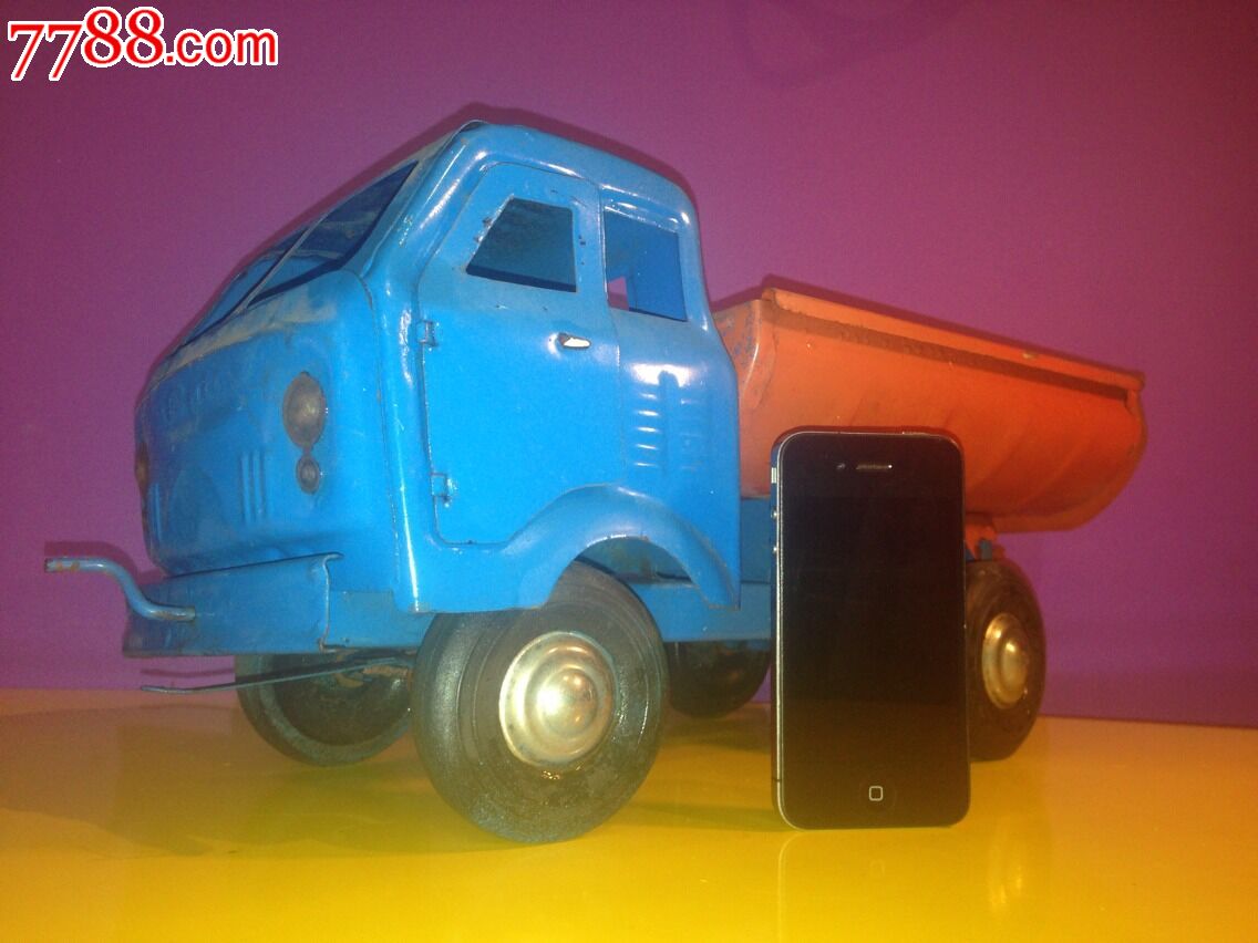 铁皮玩具收藏馆60年代前苏联产蓝色平头翻斗大卡车