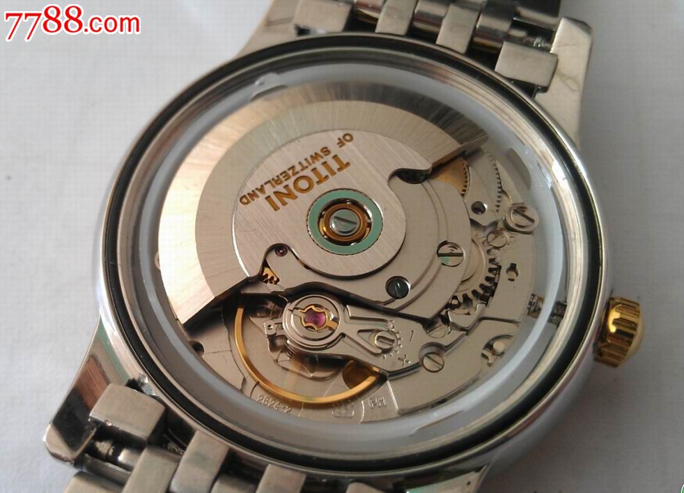 梅花83938间金带钻款自动男表2824机芯!