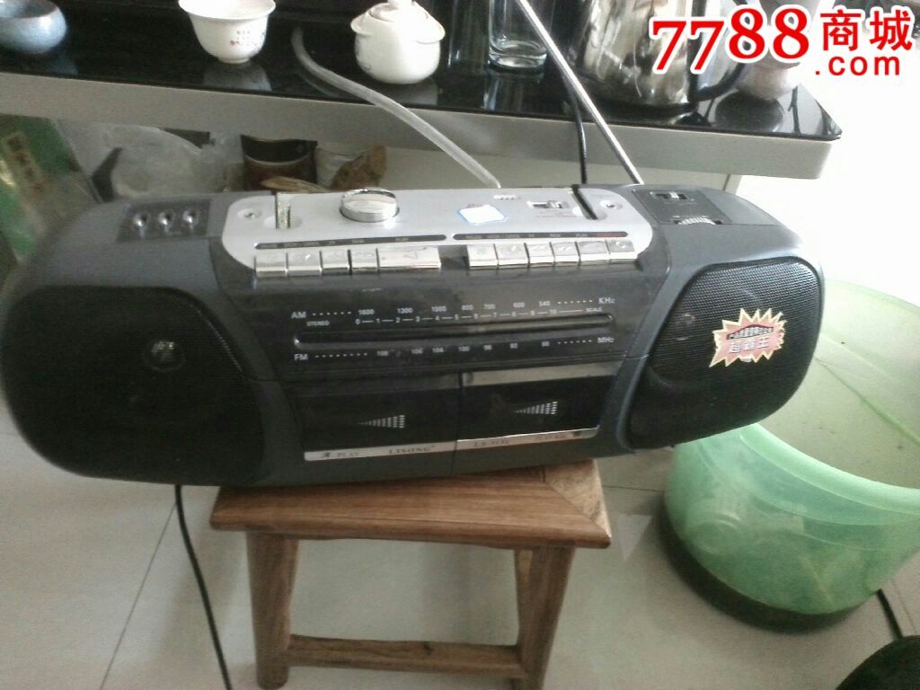 80年代录音机一个