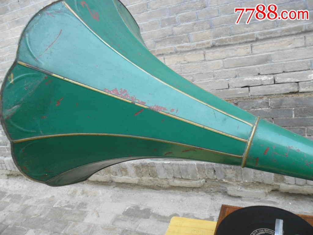百代喇叭花手摇留声机镀金唱头罕见.已售出留
