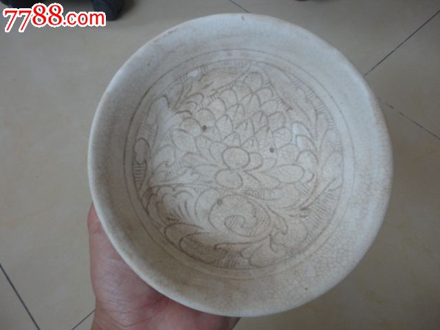 磁州窑.刻花碗