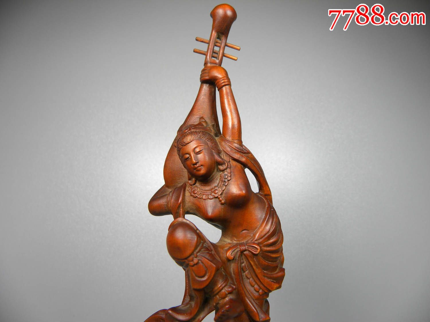微雕清代精品黄杨木雕―中国古代四大美女之一王昭君