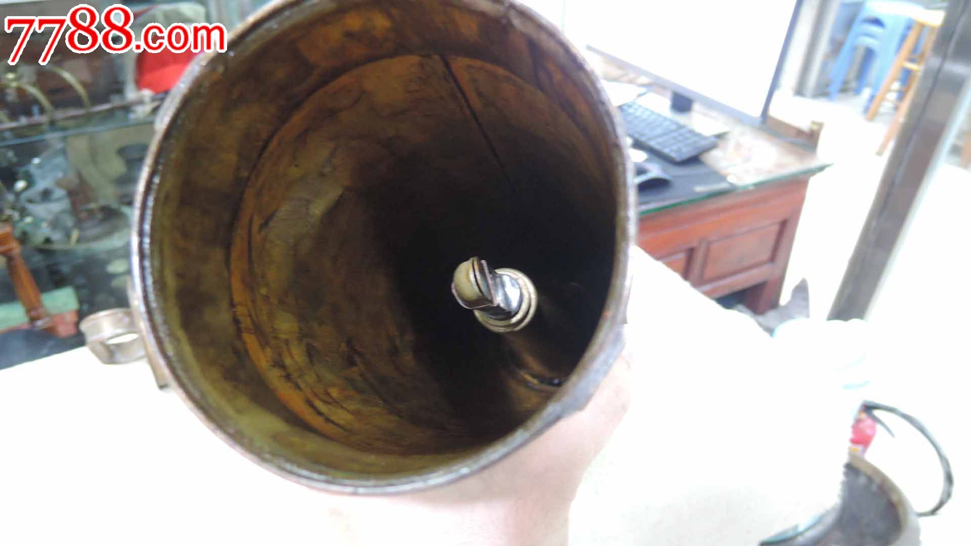 罕见的手提铜喇叭