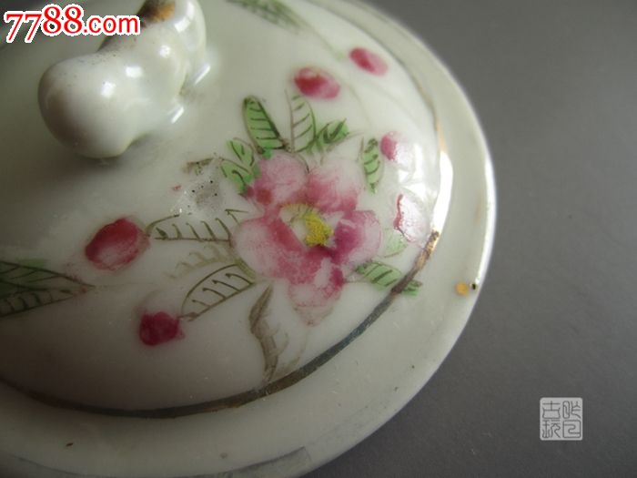 清代光绪粉彩花卉盖子T178