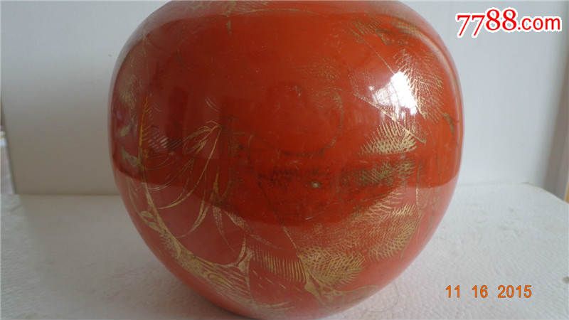 民国红釉描金瓷器西瓜罐