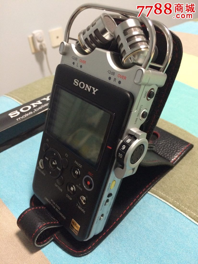 索尼d100