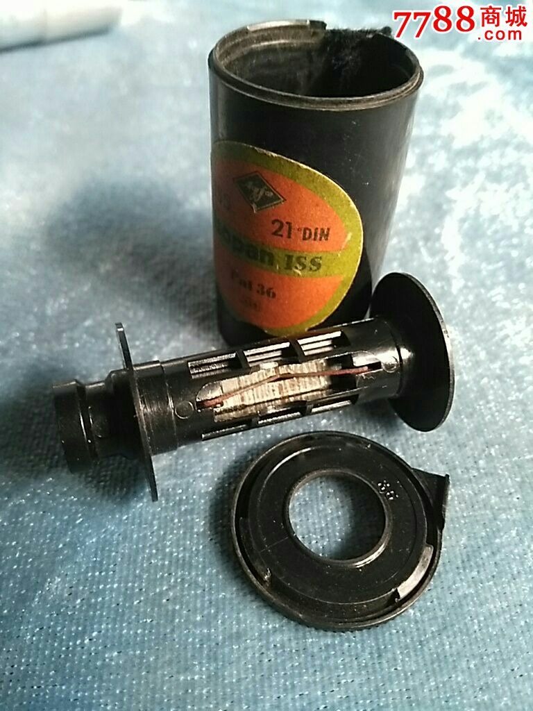 agfa135活动胶卷暗盒;胶卷桶;胶卷盒.