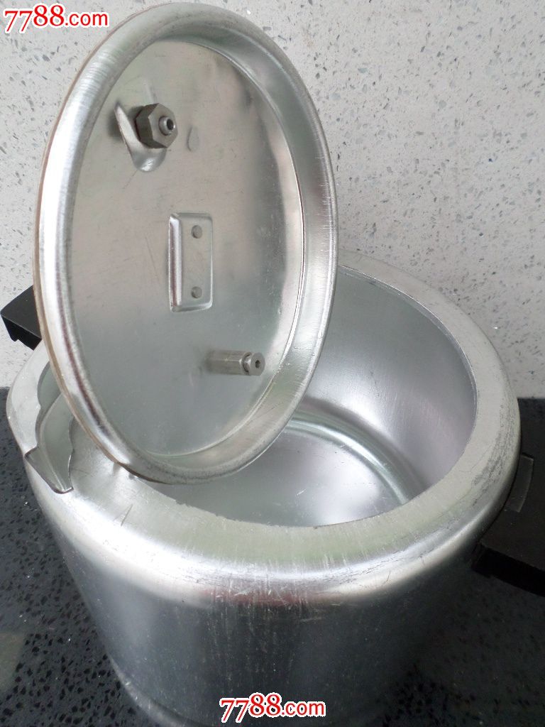 古玩杂项收藏金属铁铜铝锡制器用品八十年代老式厚重铝高压锅