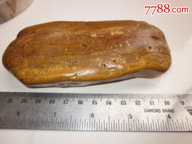 黄蜡石晶蜡石凝结石手把件《切糕》小摆件315克