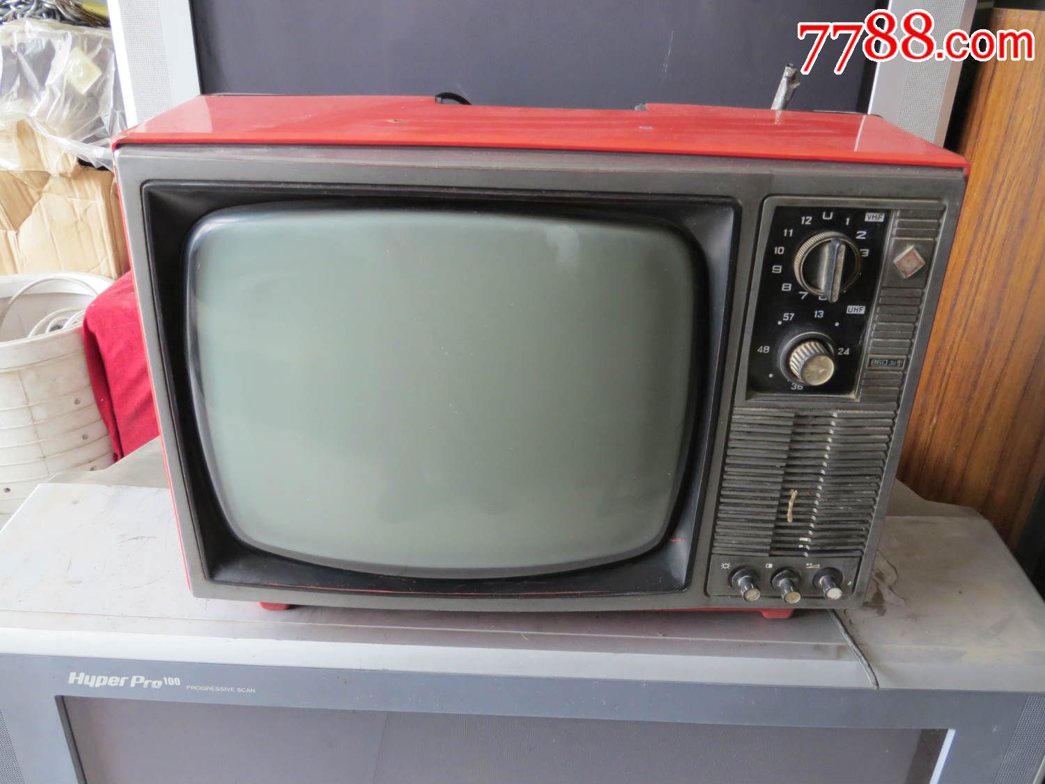 北京黑白电视机