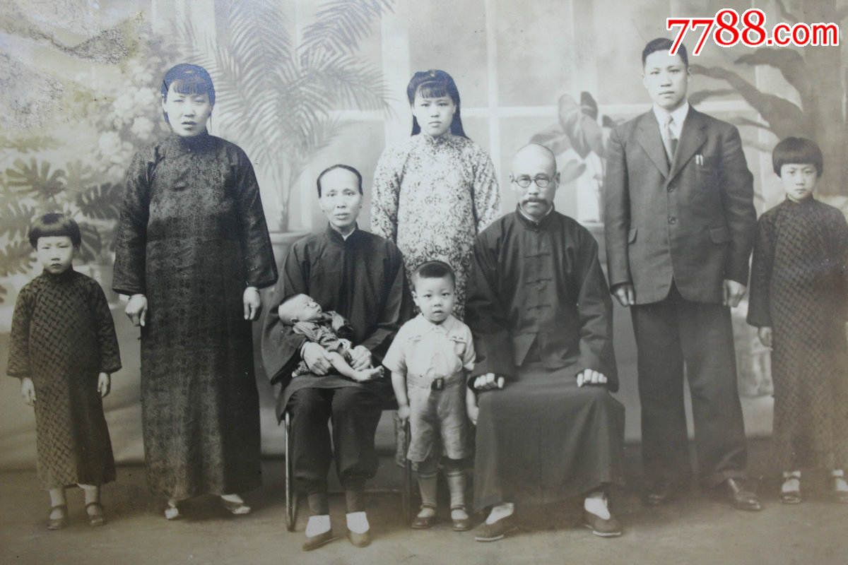 民国家庭合影