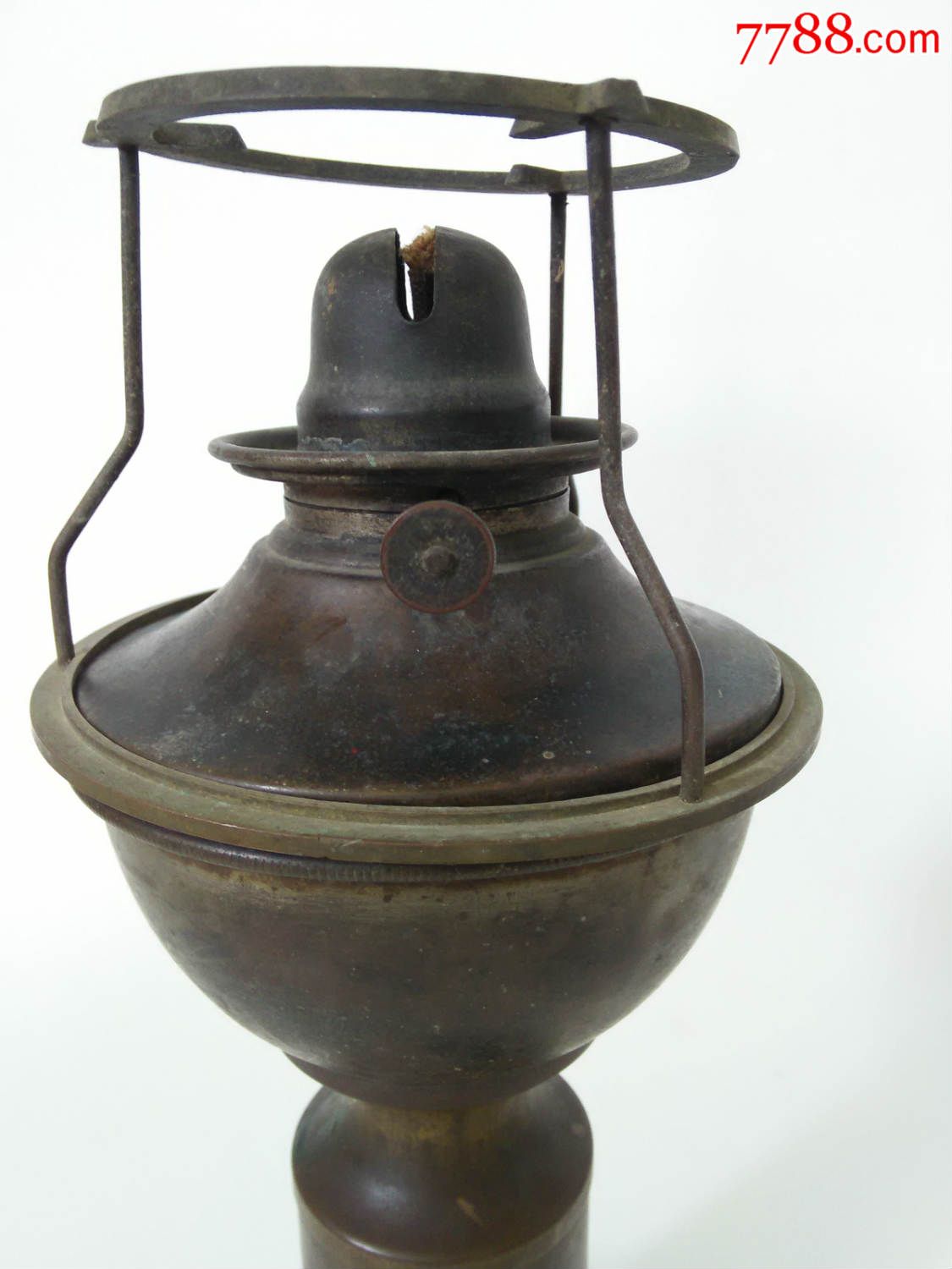 1880年,美国制造的机械鼓风老煤油灯