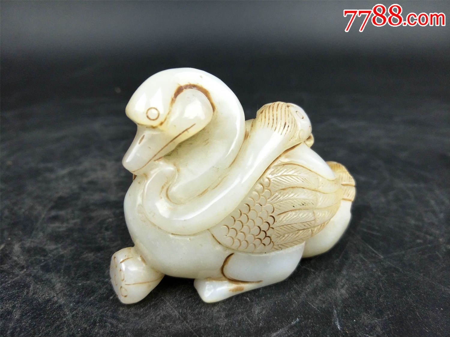 和田玉鹅雕件