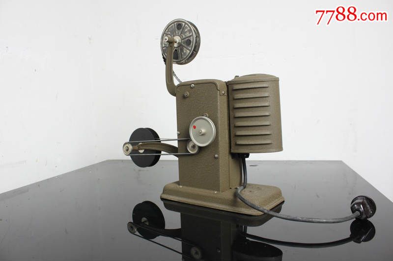 西洋古董30年代瑞士noris16毫米手摇电影机放映机