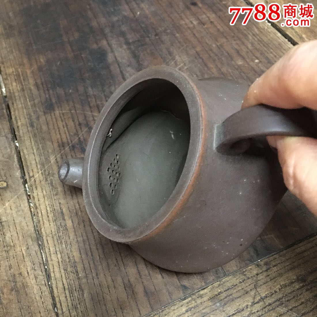 80年代前后的宜兴紫砂〈周顺仙制〉的紫砂壶