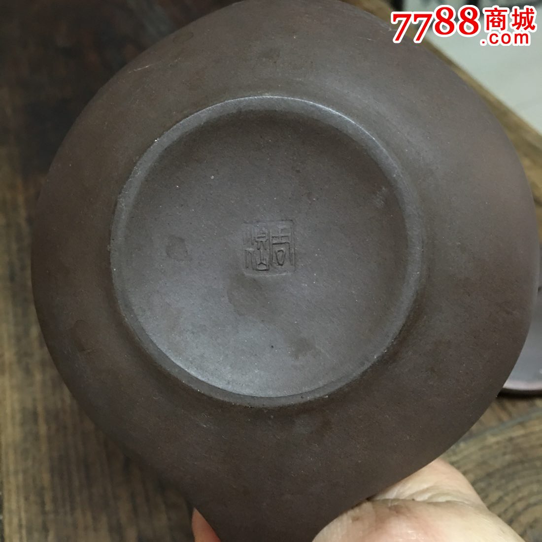 80年代前后的宜兴紫砂〈周顺仙制〉的紫砂壶