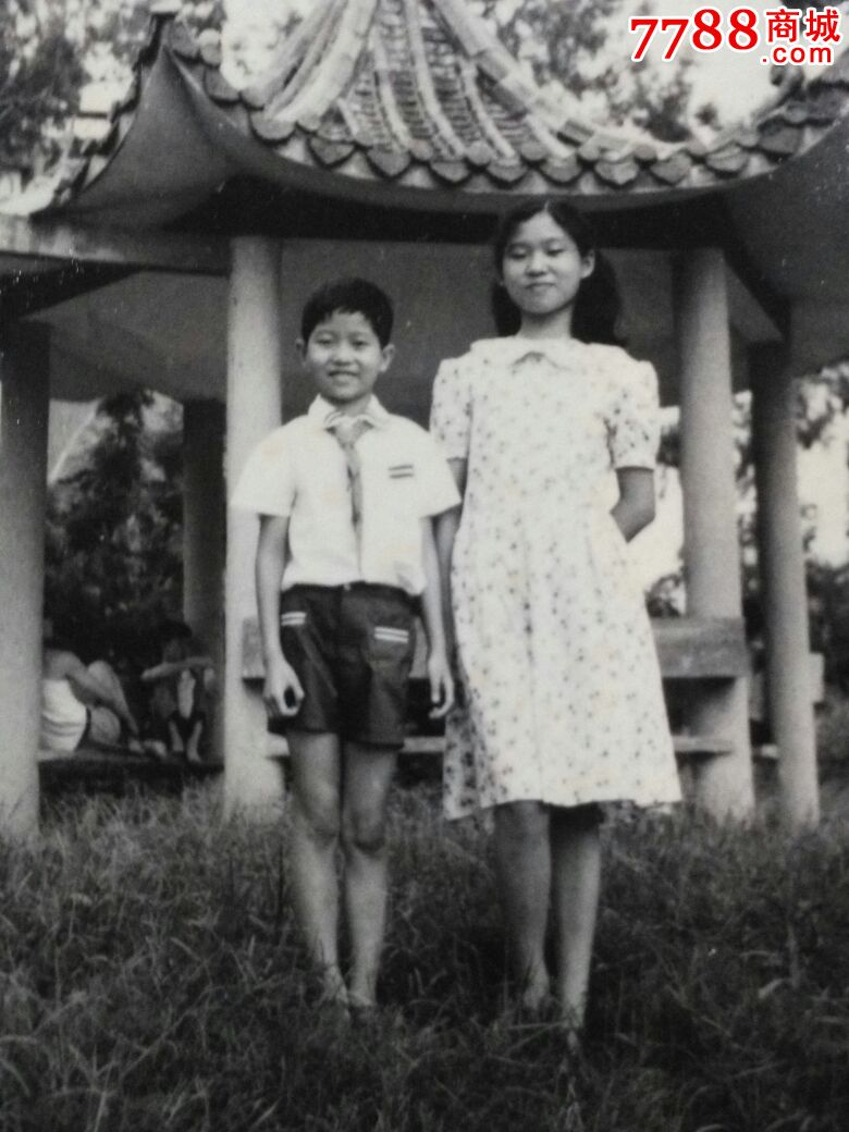 六十年代美女人像老照片