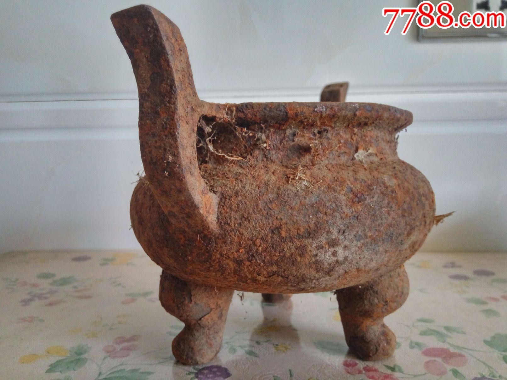 明代大尺寸铁香炉