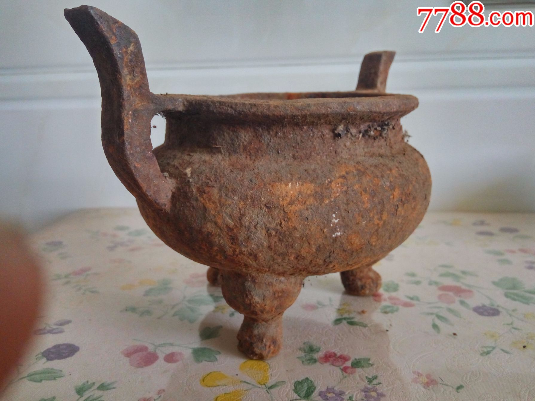 明代大尺寸铁香炉