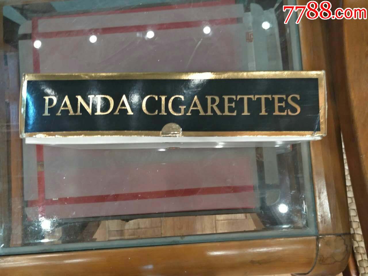 熊猫香烟礼品套装