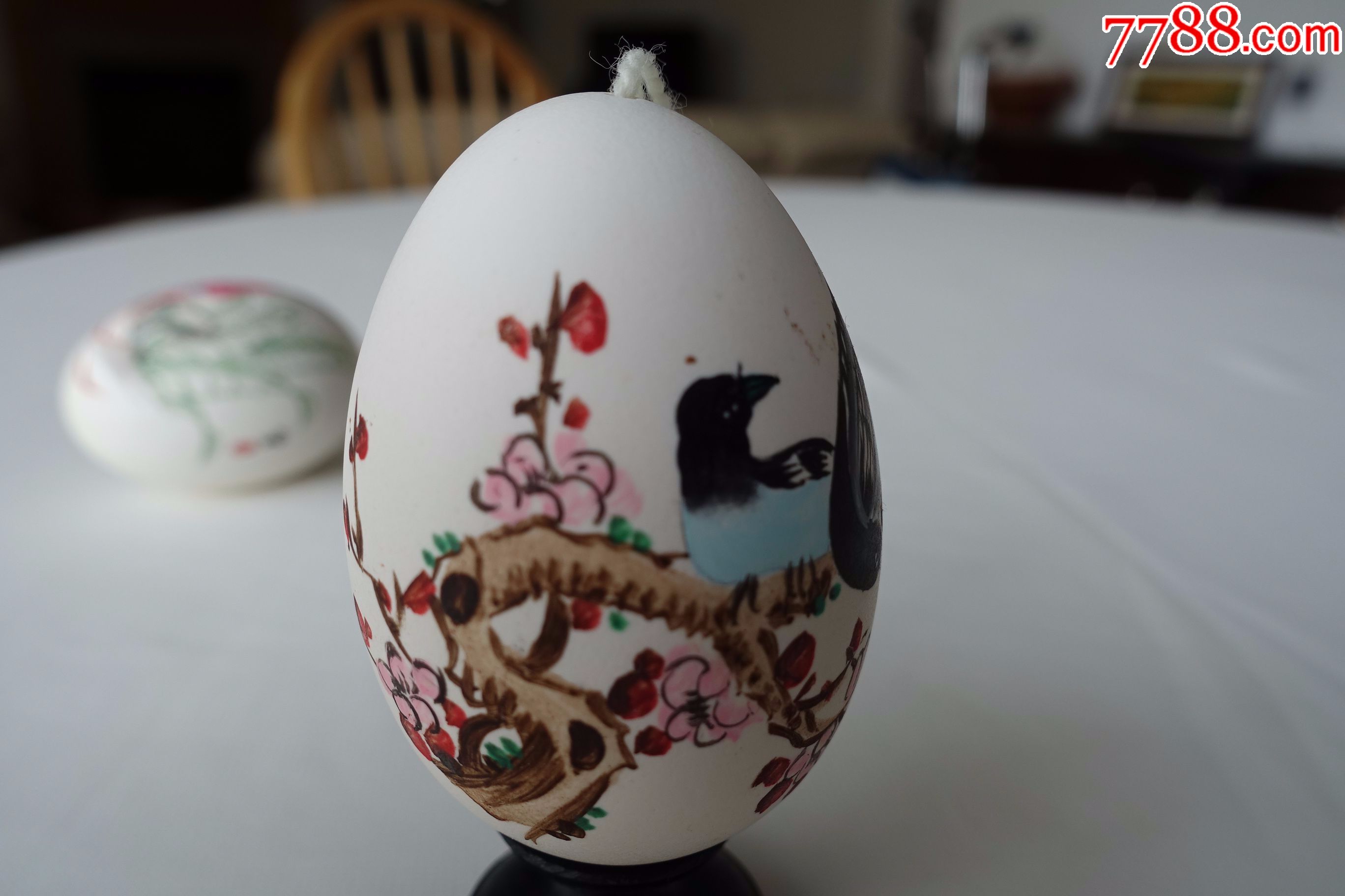 出口创汇时期手工彩绘蛋壳画