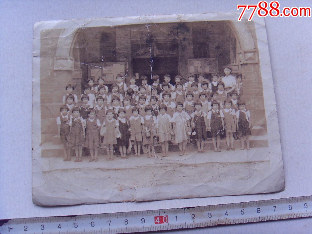 民国小学生春游留影