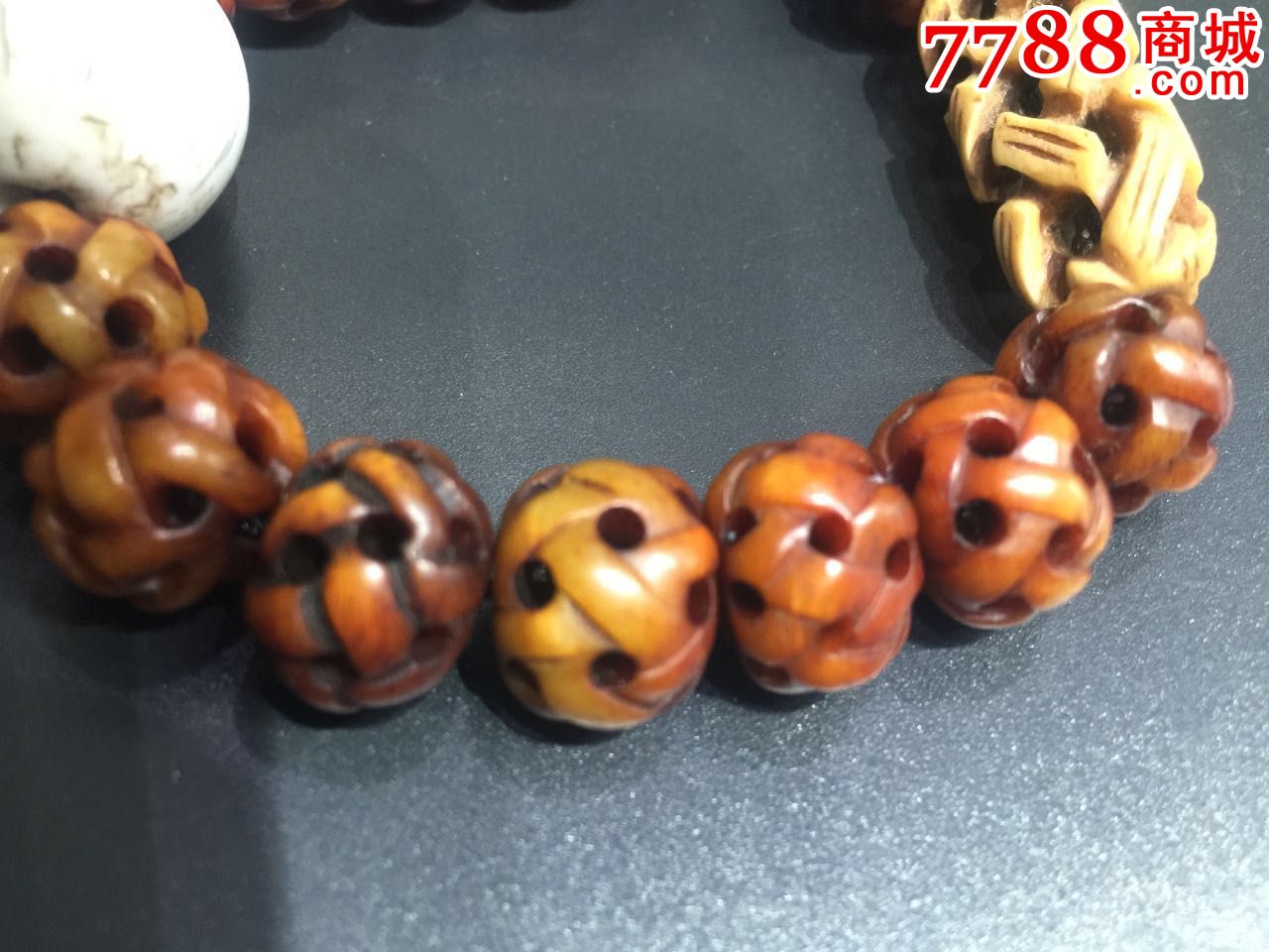 藏地老鹰骨手串