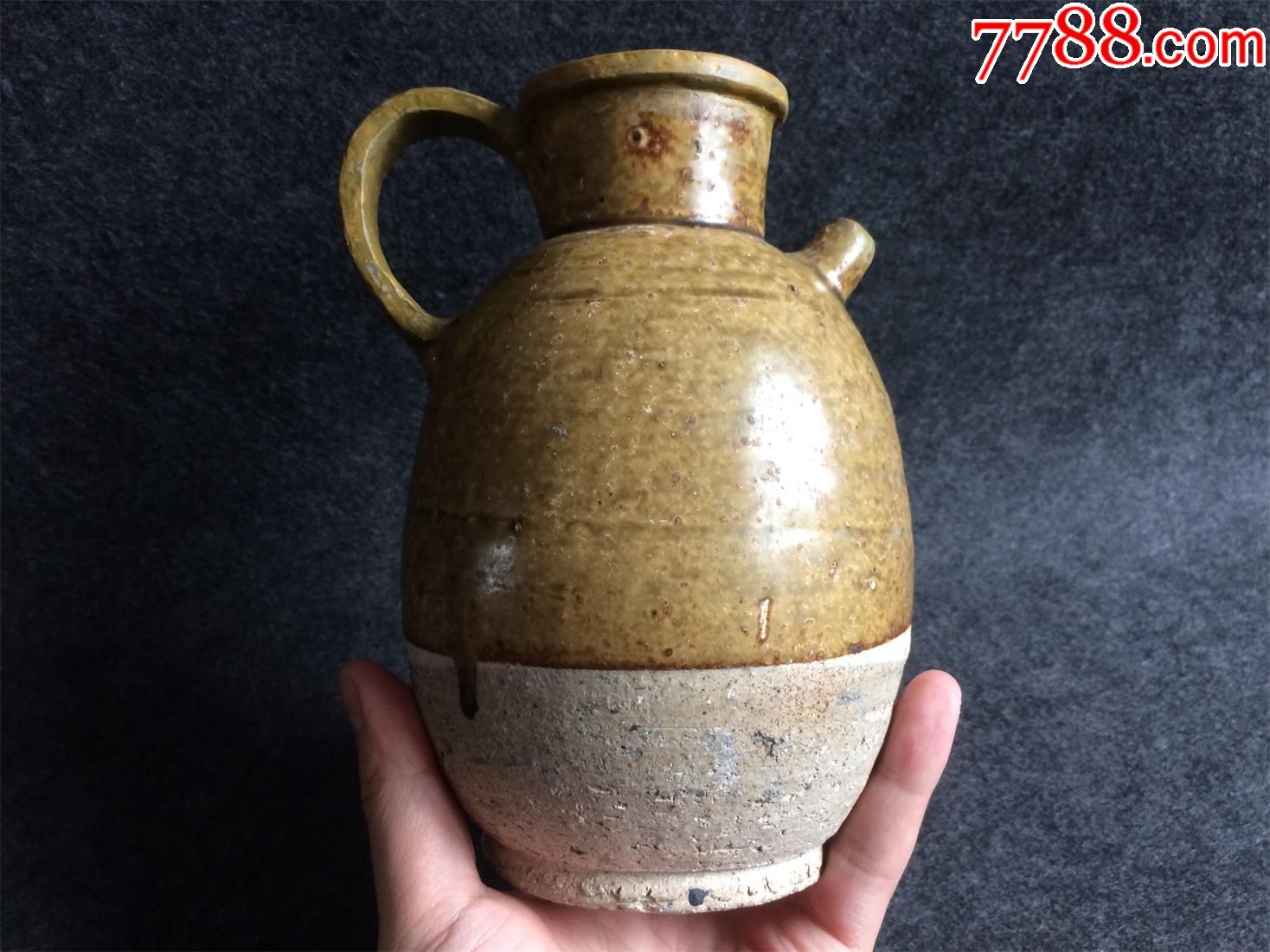 唐代邢窑黄釉执壶