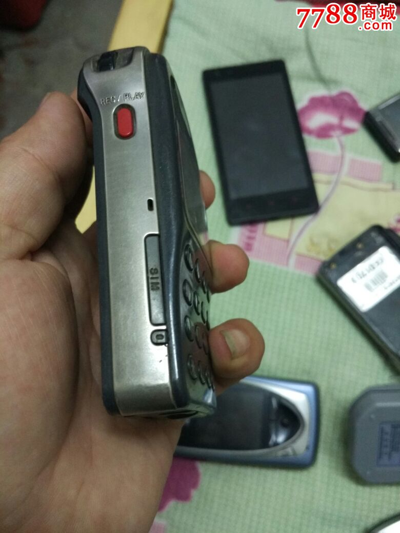 索尼鸵鸟手机
