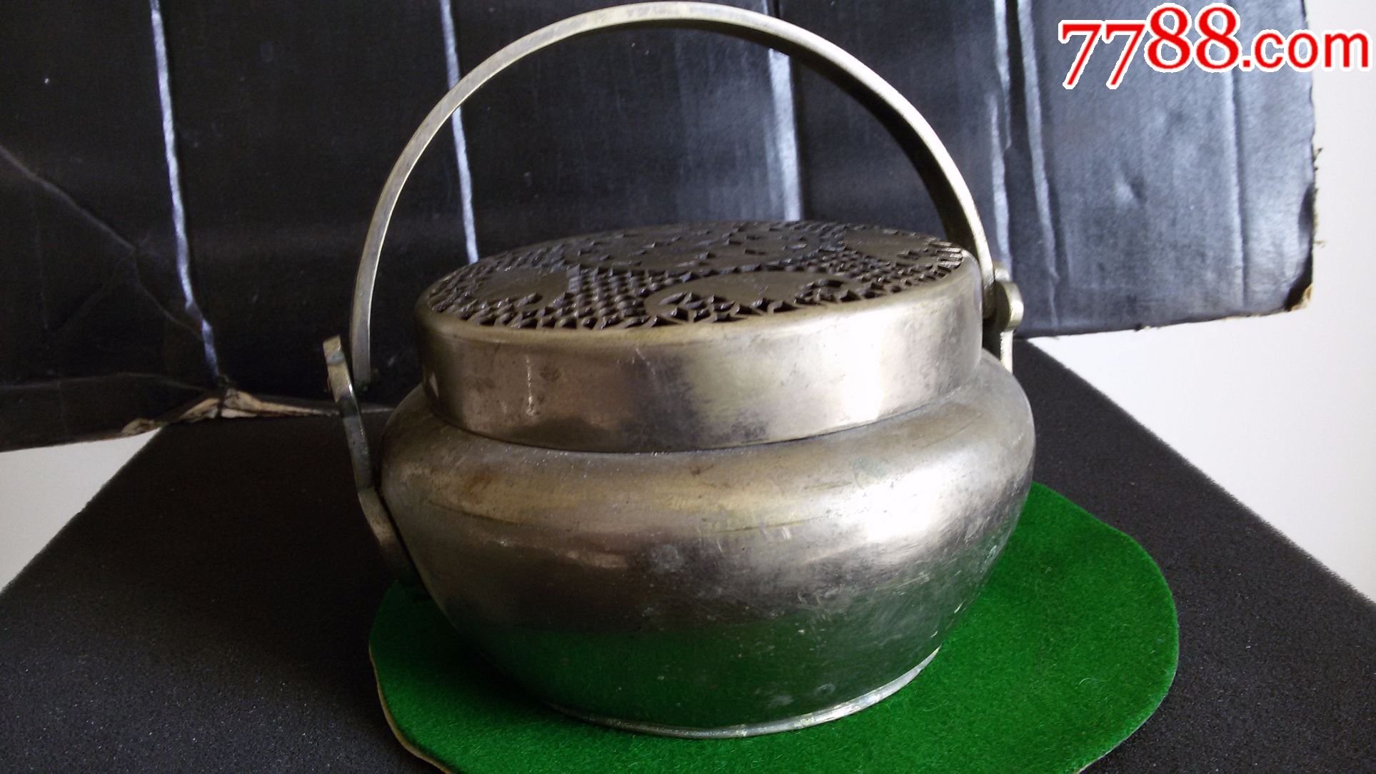 铜暖炉
