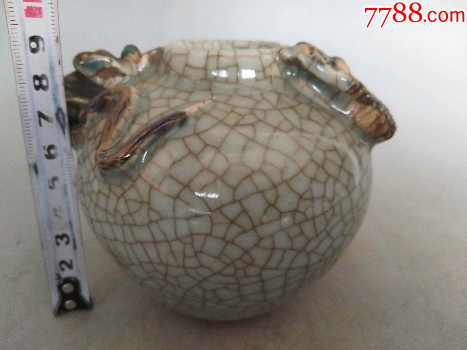 哥窑蓝釉瓷蛇鼠罐