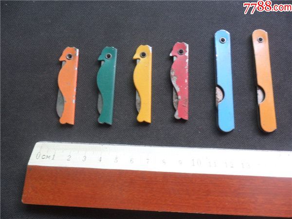 上世纪70-80年代老式学习用品小鸟造型老式铅笔刀一组合售.