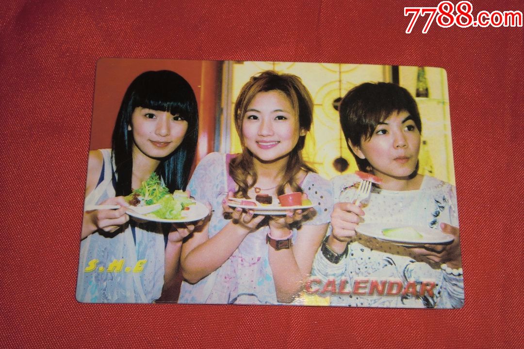 2005年历卡(she演唱组合)尺寸5.8*8.4厘米