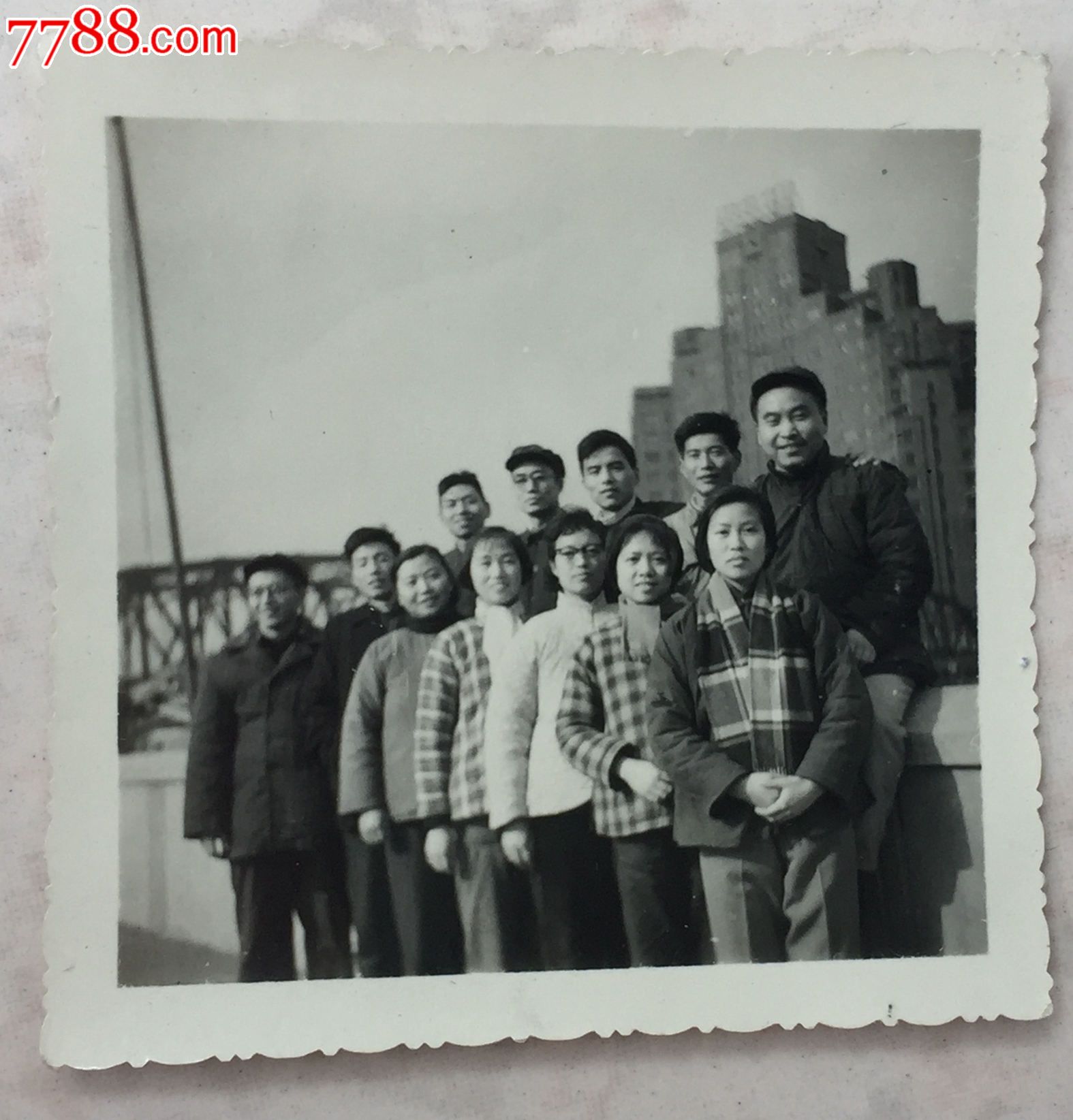 1966年中共上海外滩合影照_老照片_精文老照片收藏馆【7788收藏__中国