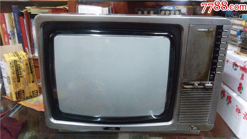 原装日本jvc彩色电视机型号7105pr