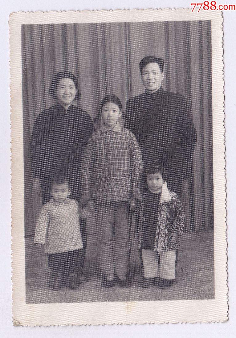 老照片全家福