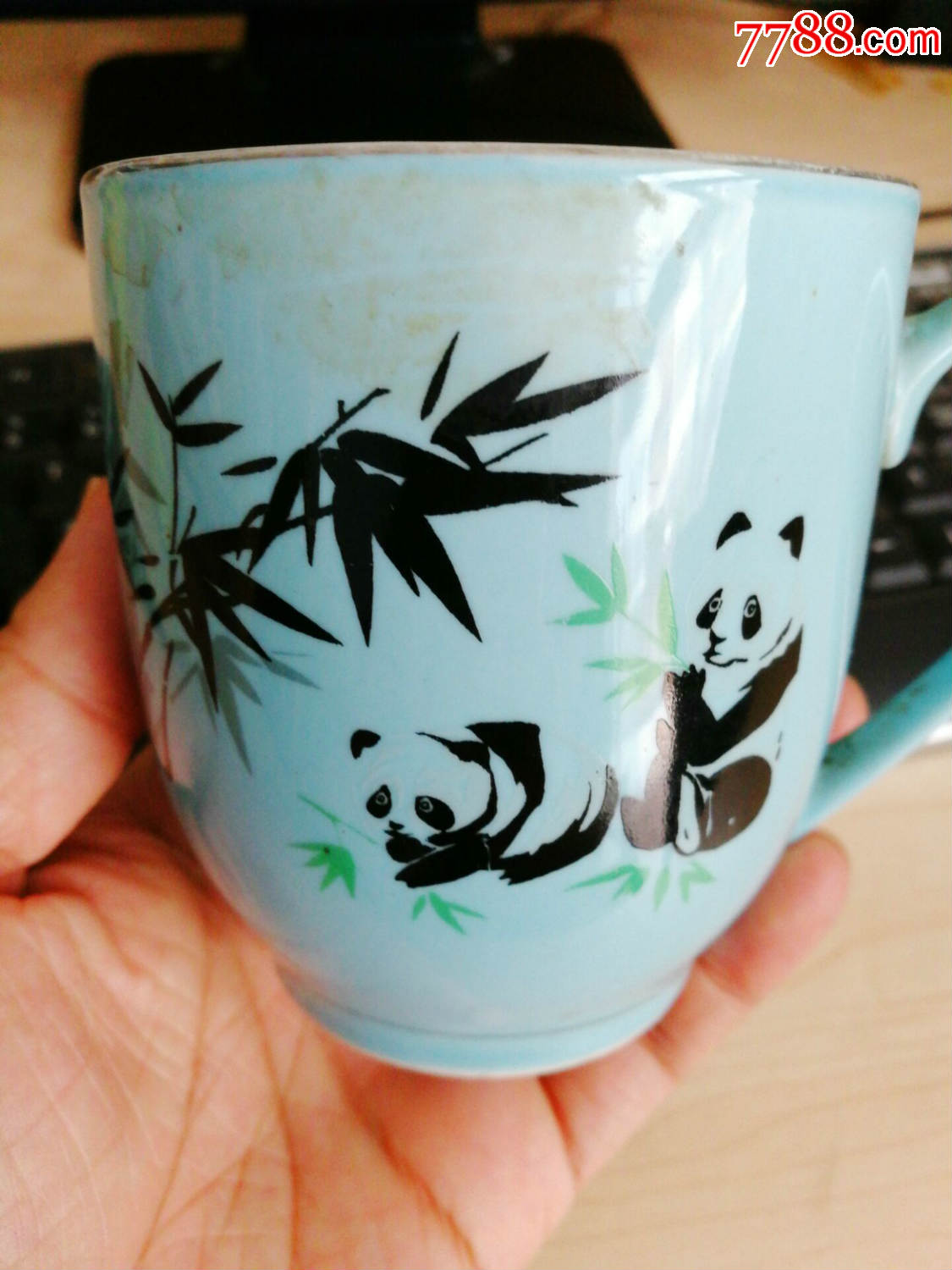 熊猫图案茶杯