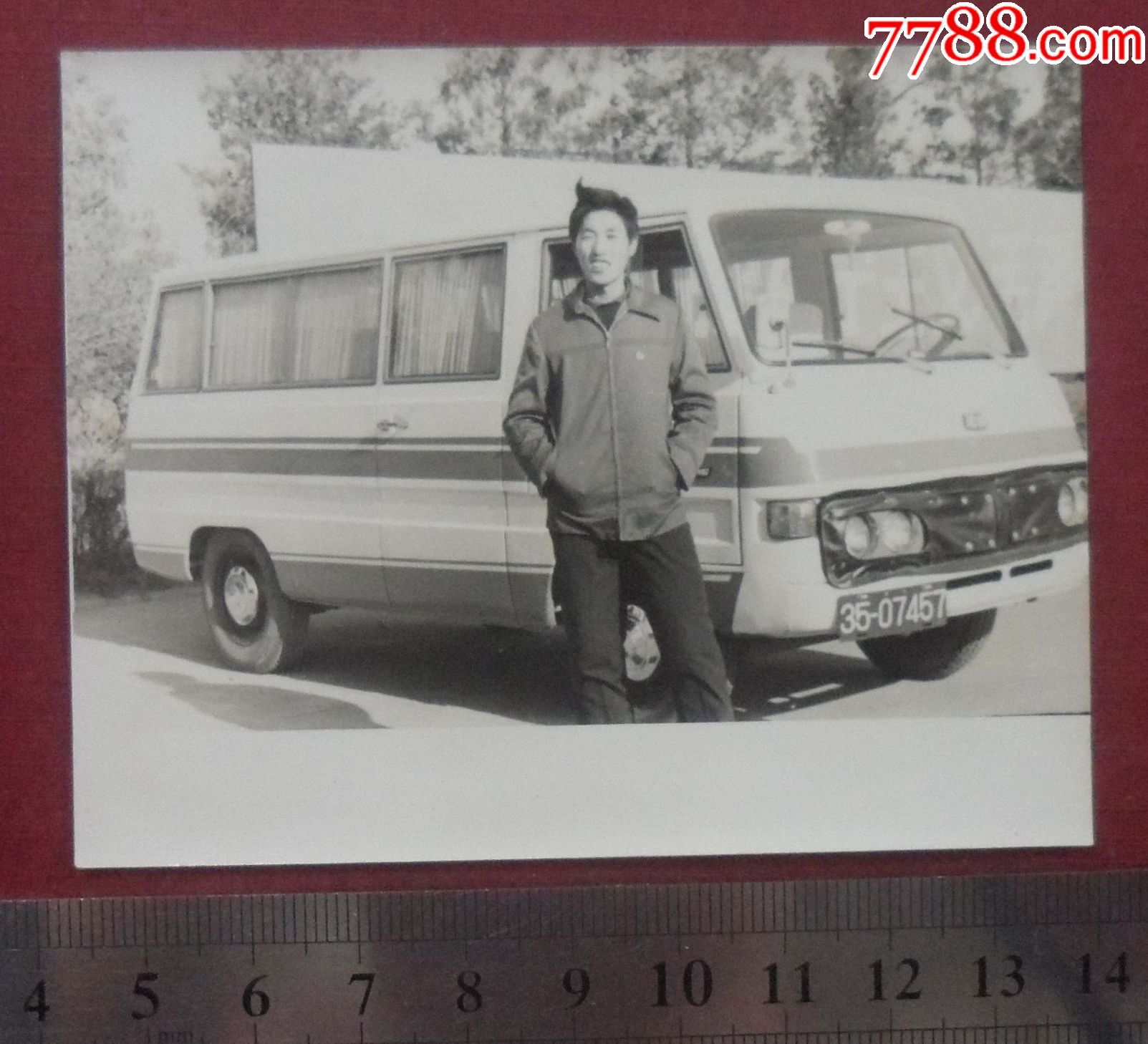 老式面包车