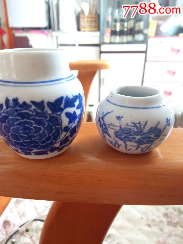景德镇鸟食罐