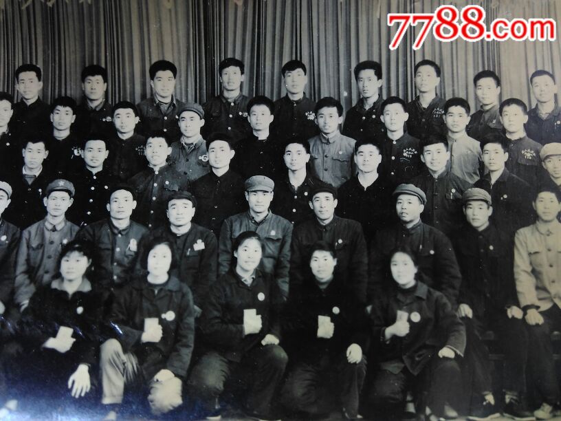 1969年济南铁路机械学校车辆二九班毕业留念