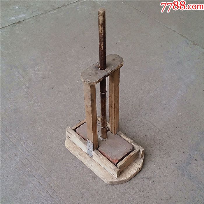 木器木制品木鼠夹捕鼠器奶嘴笼灭鼠器老鼠夹奶茶老鼠瓶图片