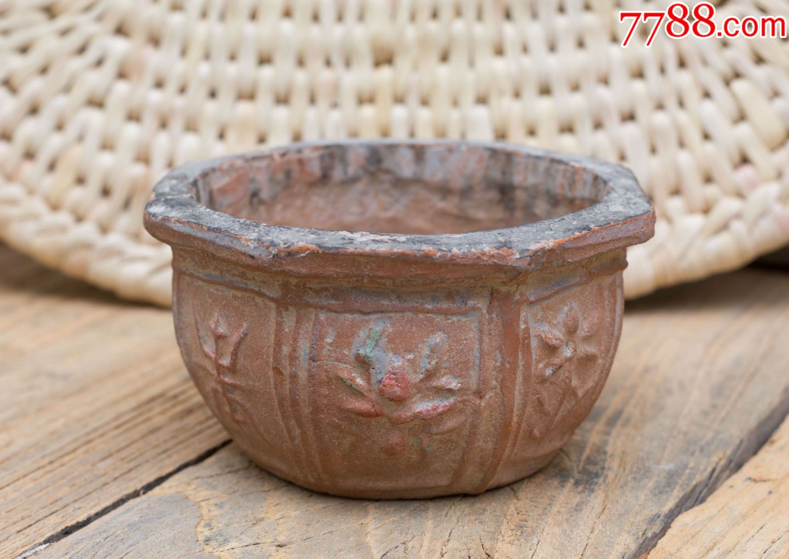 约清末民国时期陶制香炉;美品