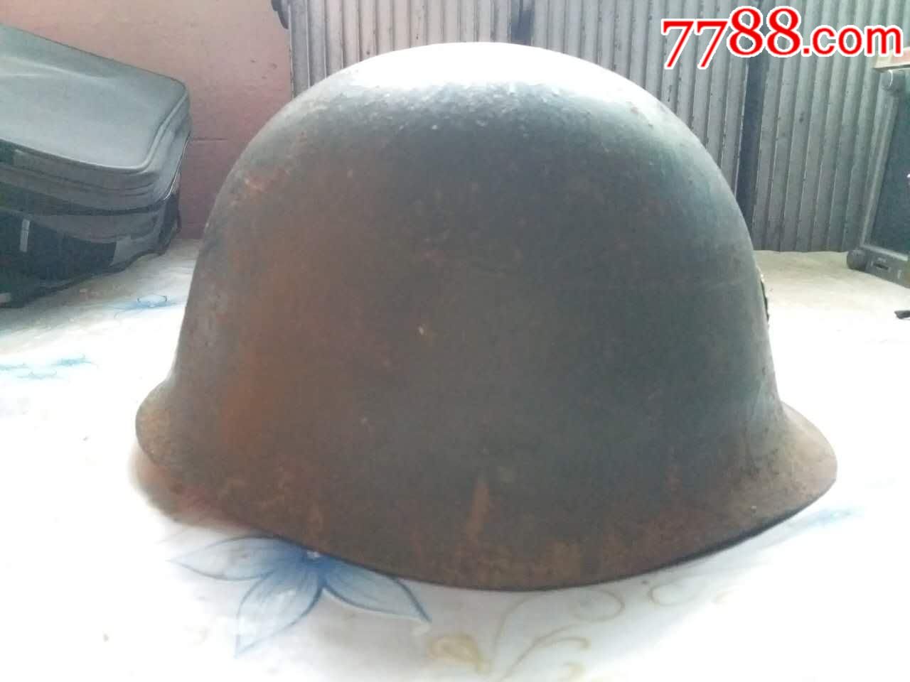 老80式钢盔