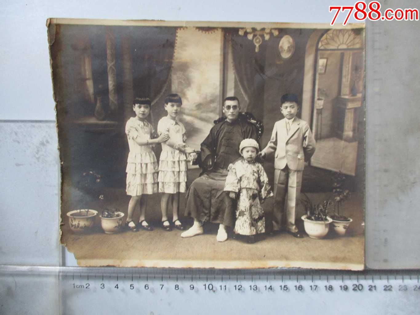 民国中国父亲和混血孩子(老照片)