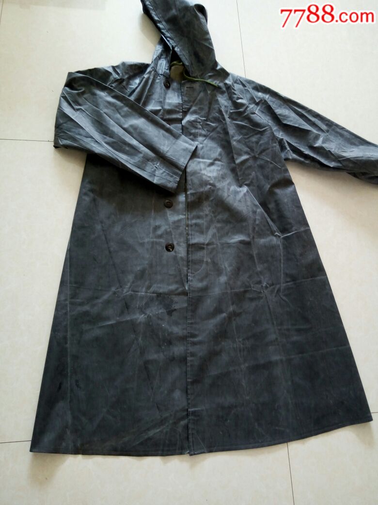 老式雨衣