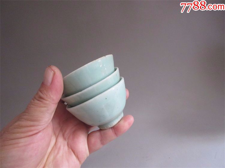 小碗老碗酒碗茶碗茶坊茶盏茶具3个民国豆青瓷器包老釉色龙泉窑瓷