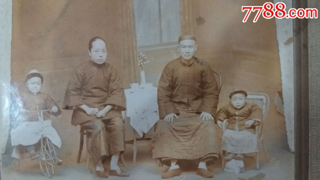 晚清民国老照片(家庭合影照(有特色)